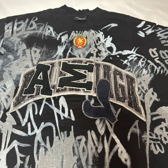 Balenciaga Black and Gray Short Sleeve Tee - Picture 2 of 3